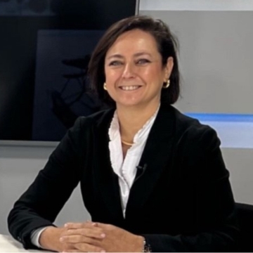 imagen de docente carmen reina