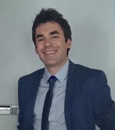 imagen del docente felix vega