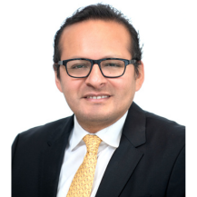 imagen de docente carlos aguirre