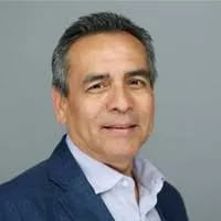 imagen del docente jose salazar