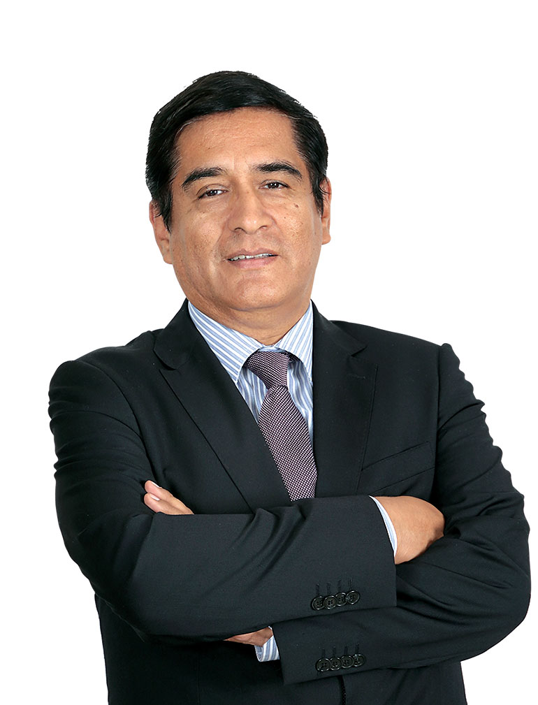 imagen de docente edwin quintanilla
